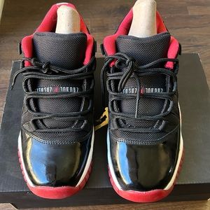 Air Jordan 11 retro low bg